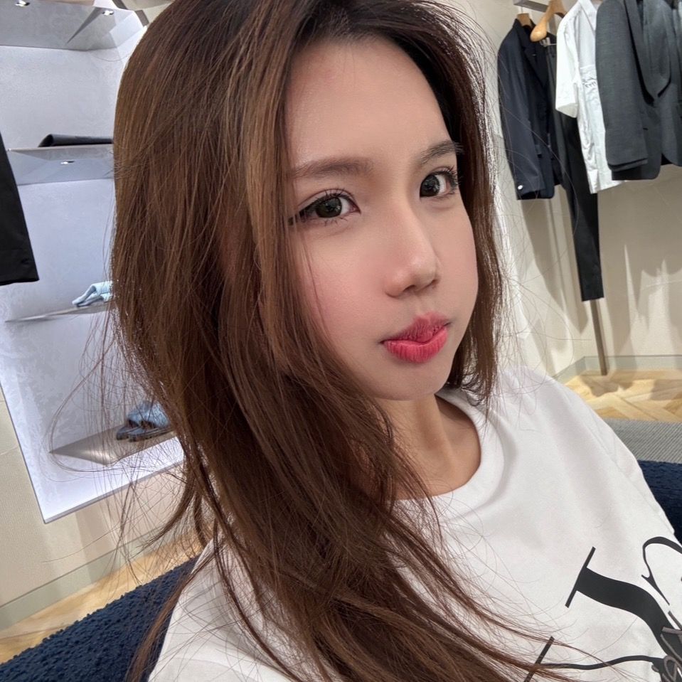 Đang bận iu đời Hồ sơ