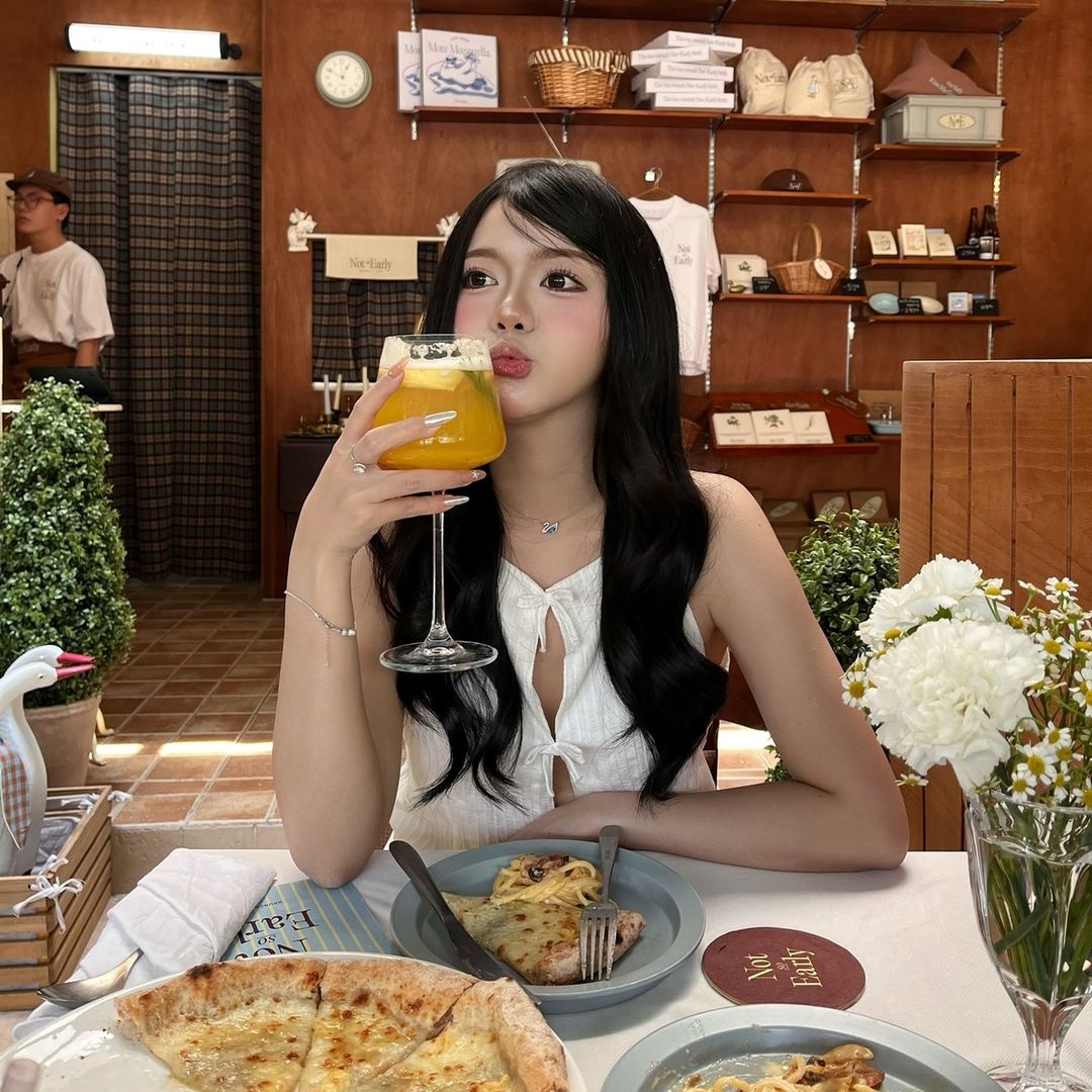 Phê Hà Nội (Đinh Hương Giang) プロフィール