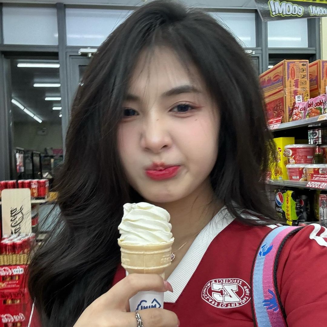 Quỳnh Alee Hồ sơ